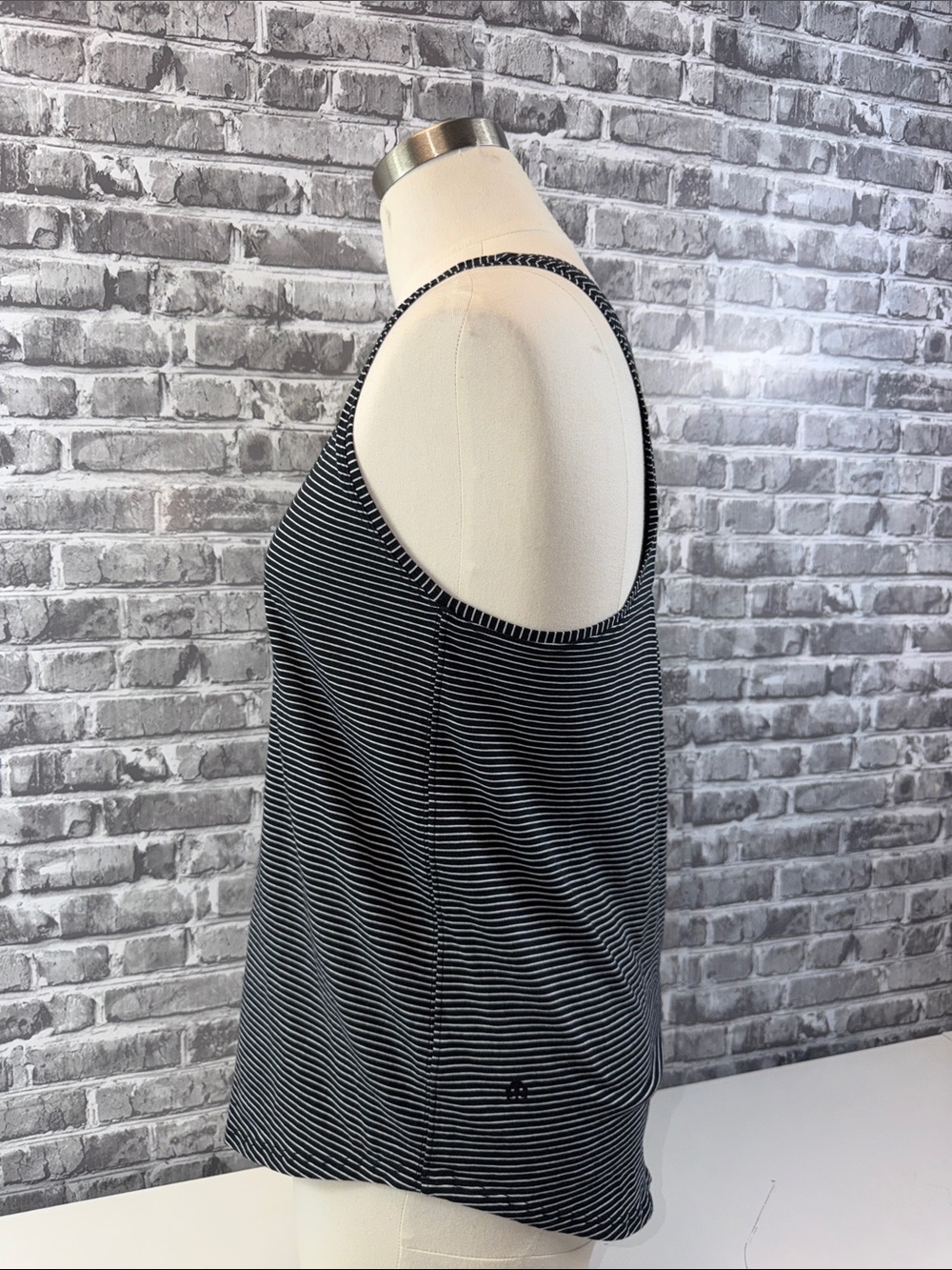 Lululemon Striped Black and White Sleeveless Tank Top